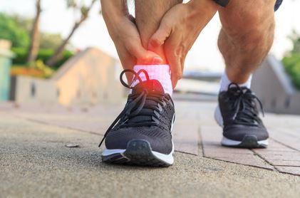 Cold Laser “Significantly Superior” To Anti-Inflammatory Medications for Achilles Tendonitis